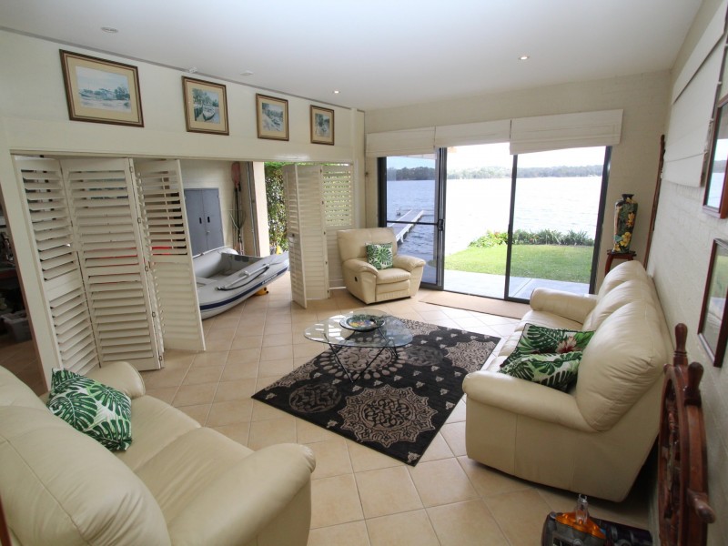 97a Coal Point Road, Coal Point NSW 2283