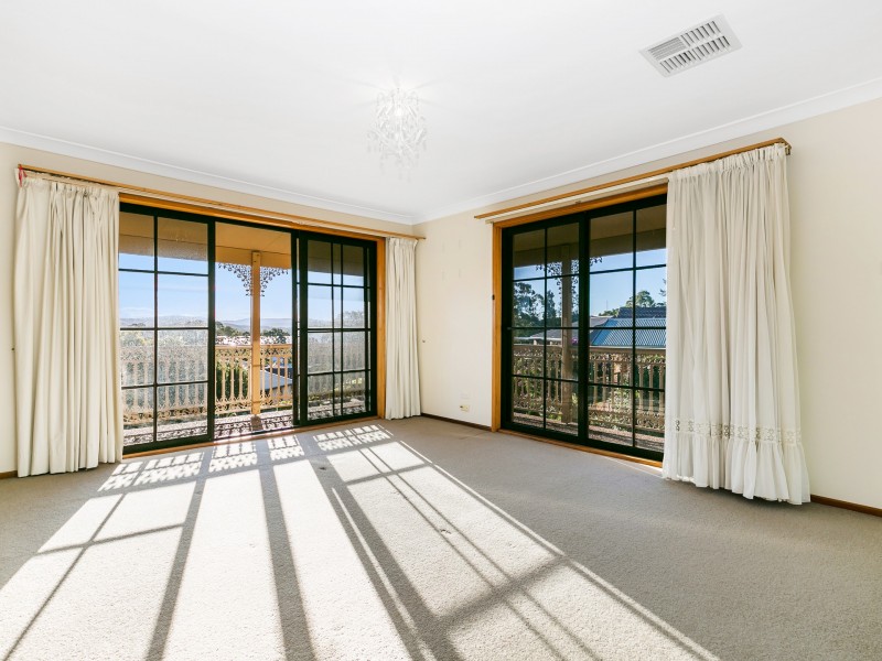 42 Haynes Avenue, Eleebana NSW 2282