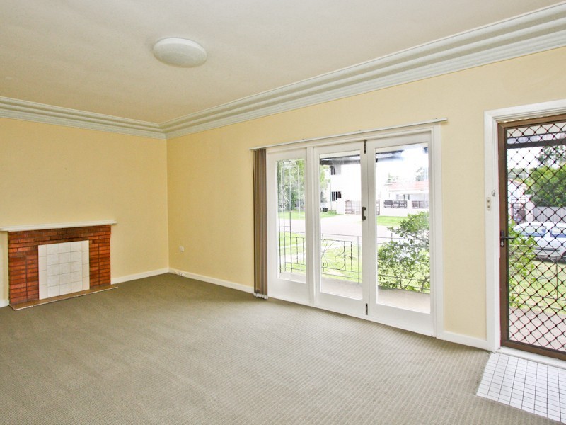 13 Arthur Street, Cardiff South NSW 2285