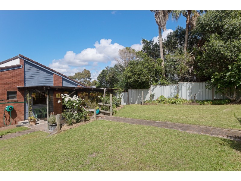 5 Raymond Street, Speers Point NSW 2284