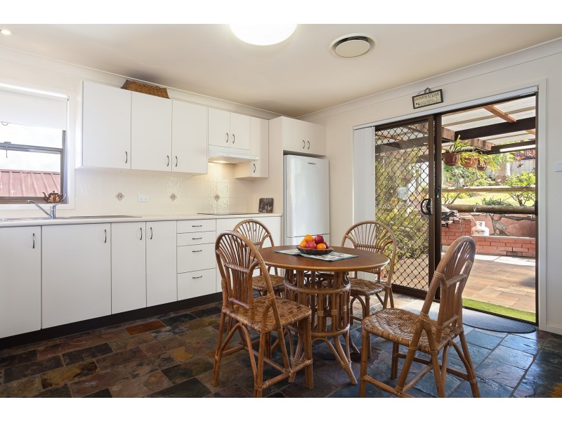 5 Raymond Street, Speers Point NSW 2284