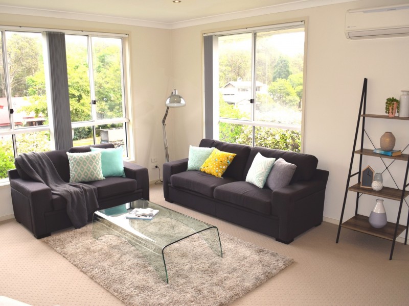 2 Agincourt Crescent, Valentine NSW 2280