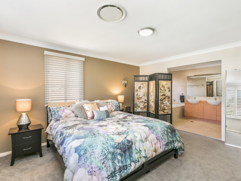 17 Sassafras Close, Valentine NSW 2280