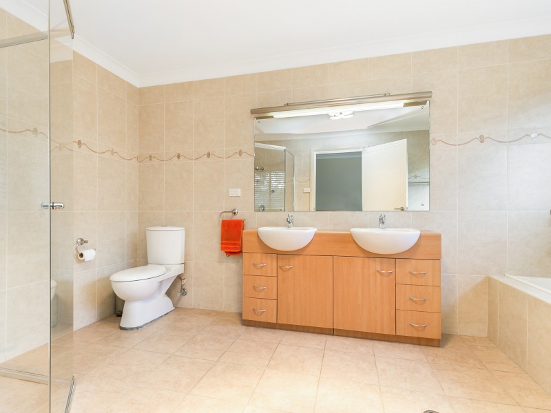 17 Sassafras Close, Valentine NSW 2280