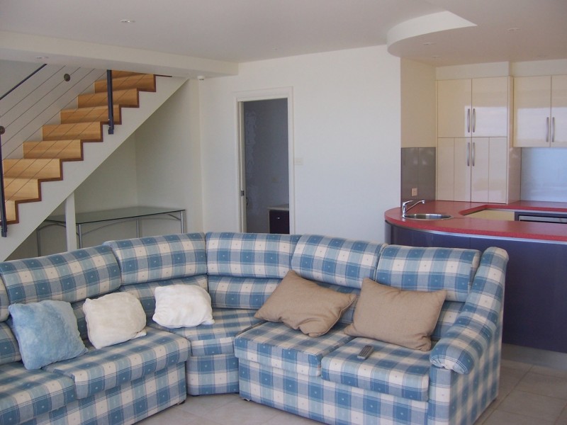 237 Fishing Point Road, Fishing Point NSW 2283