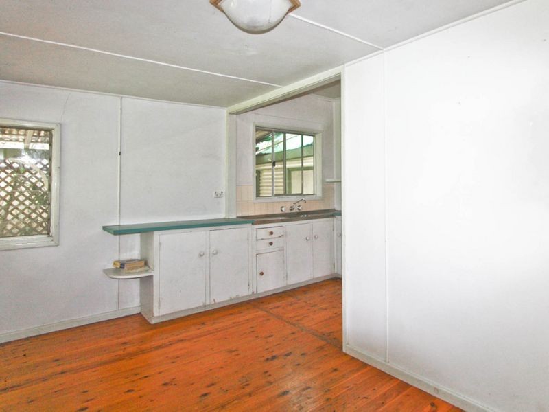 13 Warners Bay Road, Warners Bay NSW 2282