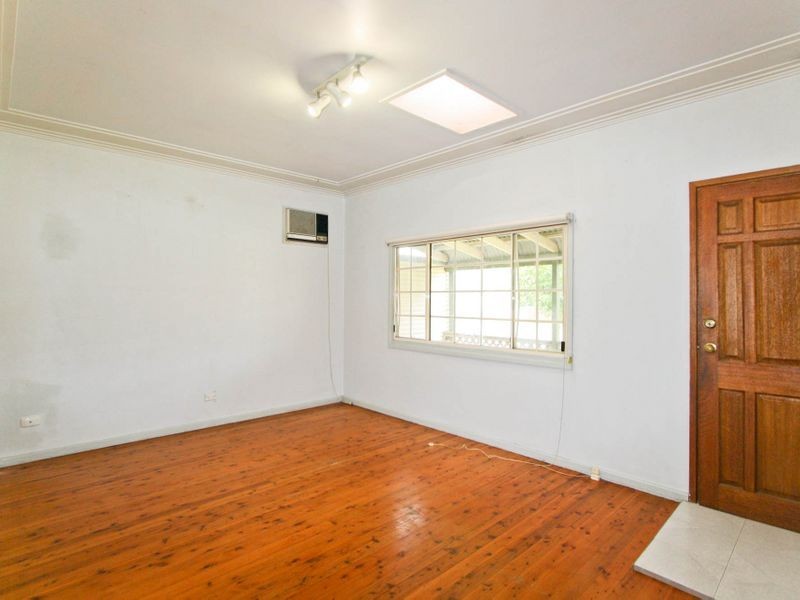 13 Warners Bay Road, Warners Bay NSW 2282