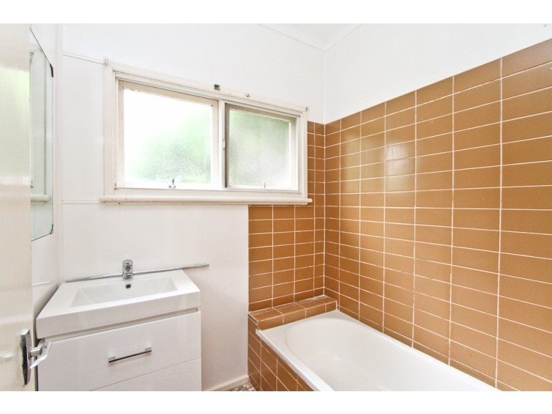 31 Frederick Street, Valentine NSW 2280