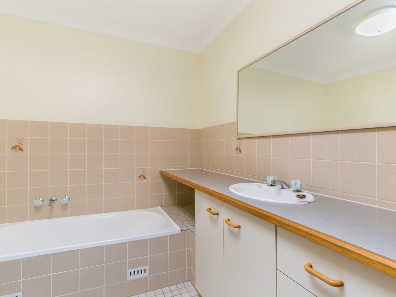 10/44 Linden Avenue, Eleebana NSW 2282