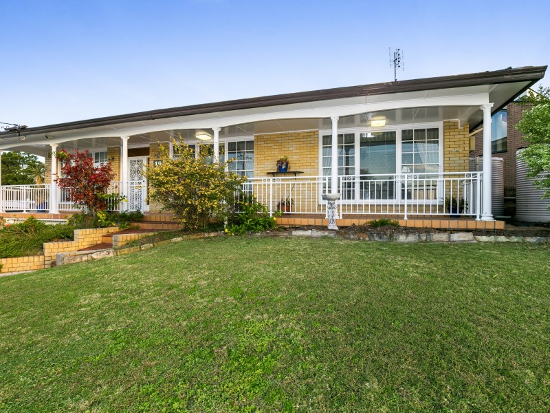 16 Frederick Street, Valentine NSW 2280