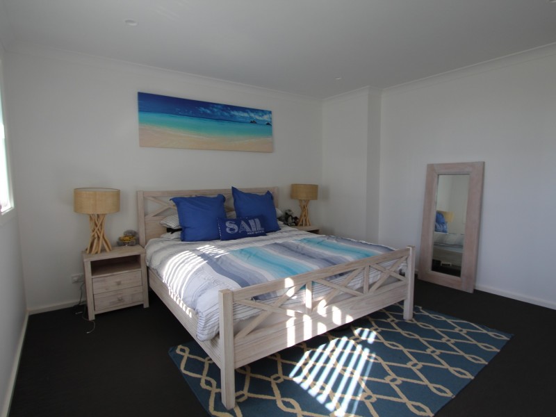 15 Village Grove, Caves Beach NSW 2281