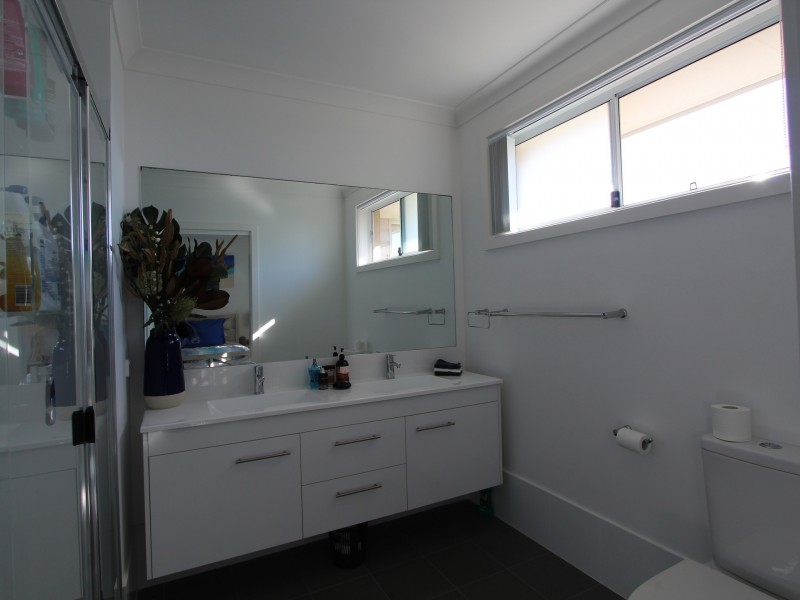 15 Village Grove, Caves Beach NSW 2281