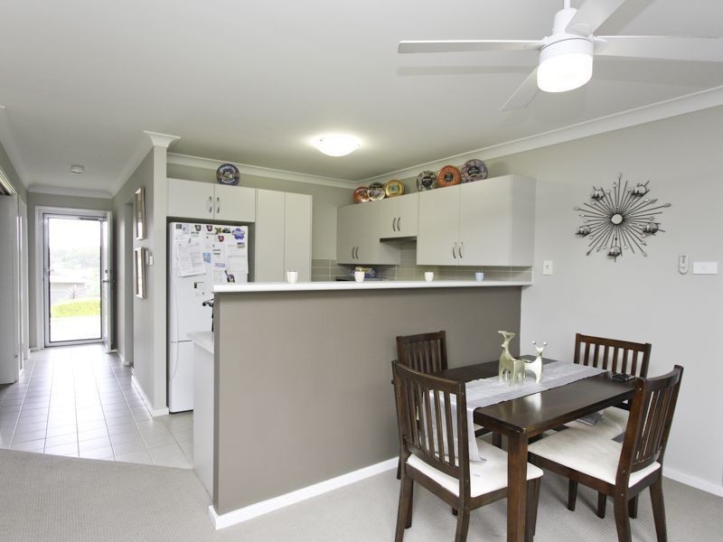 31 Harmony Crescent, Mount Hutton NSW 2290
