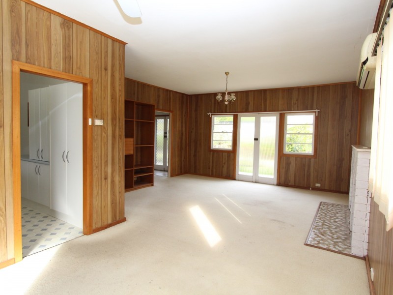 31 Tallawalla Road, Valentine NSW 2280