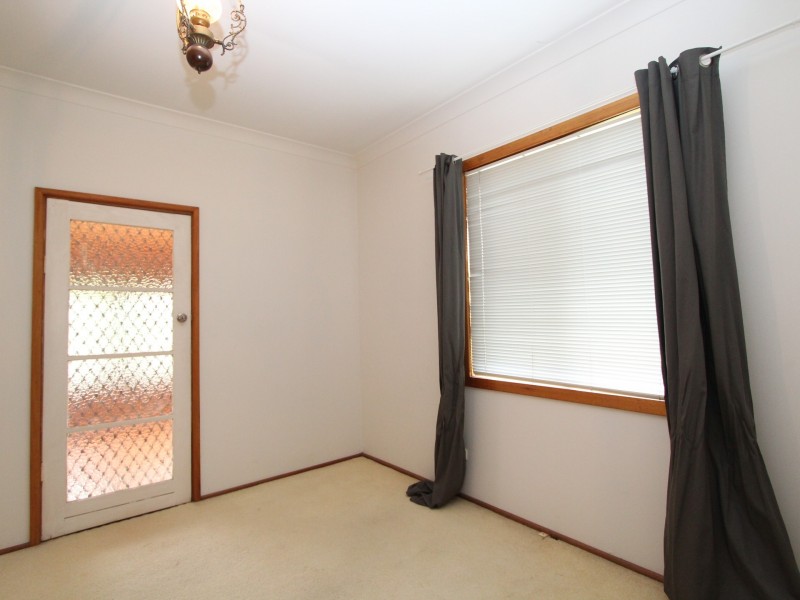 31 Tallawalla Road, Valentine NSW 2280