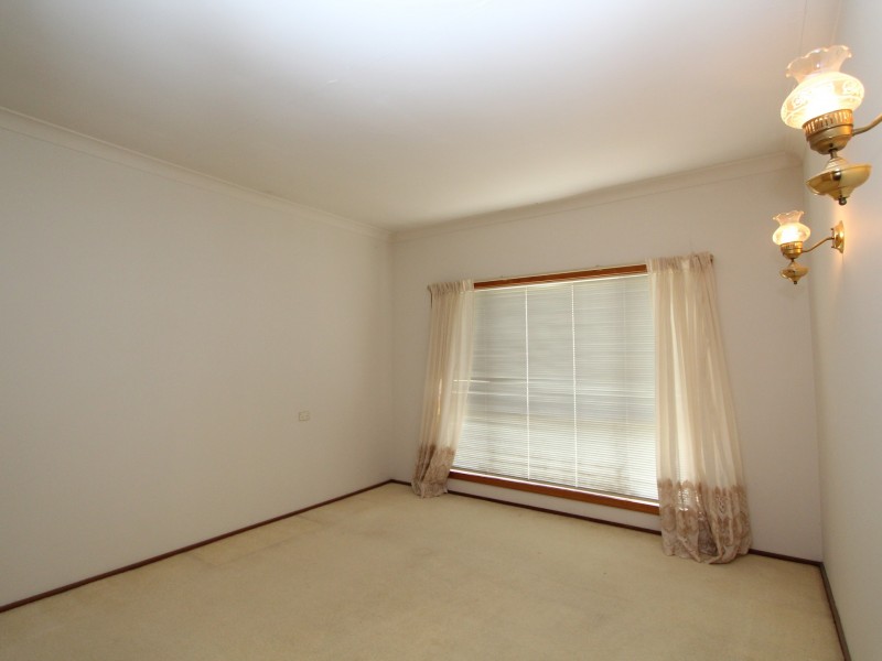 31 Tallawalla Road, Valentine NSW 2280