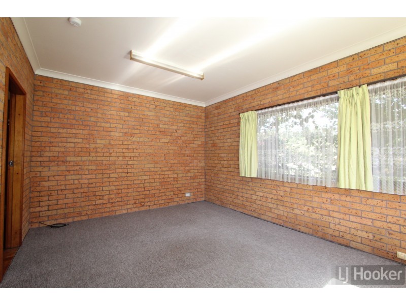 2/18 Day Street, Toronto NSW 2283