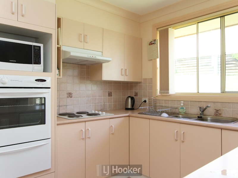 1 Chardonnay Court, Eleebana NSW 2282