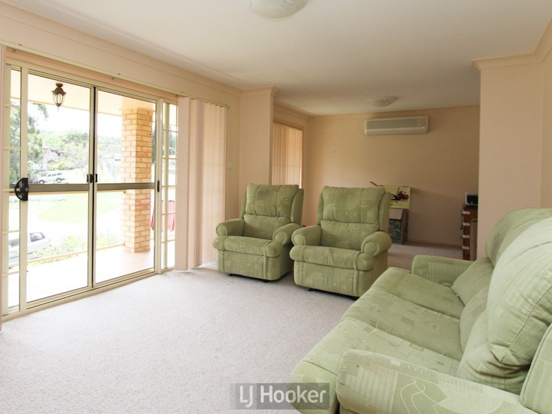 1 Chardonnay Court, Eleebana NSW 2282