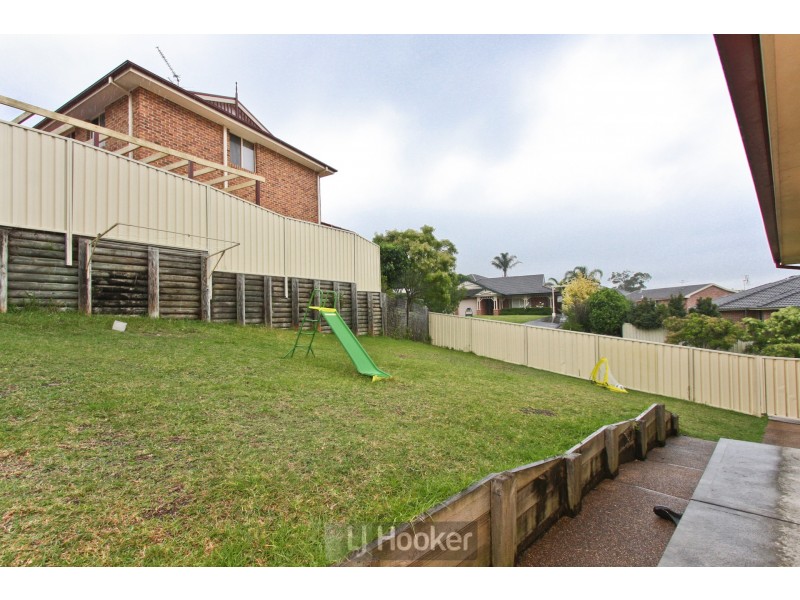 1 Chardonnay Court, Eleebana NSW 2282