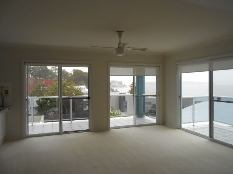 4/21 Excelsior Parade, Carey Bay NSW 2283