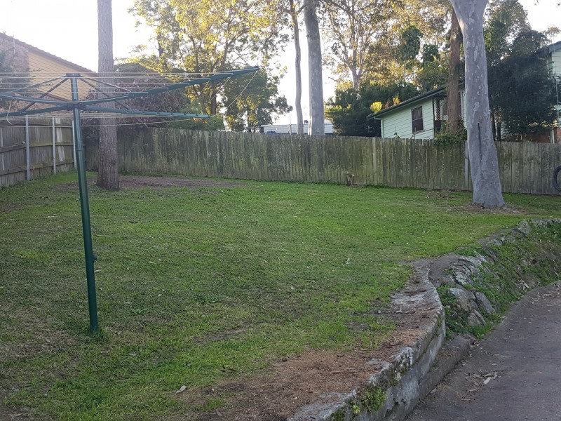 10 Threlkeld Drive, Bolton Point NSW 2283