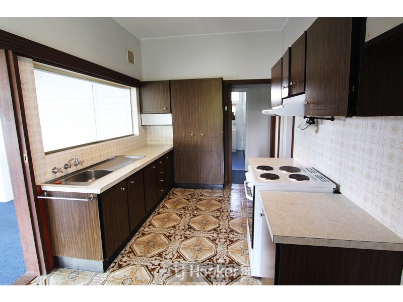 26 Tallawalla Road, Valentine NSW 2280