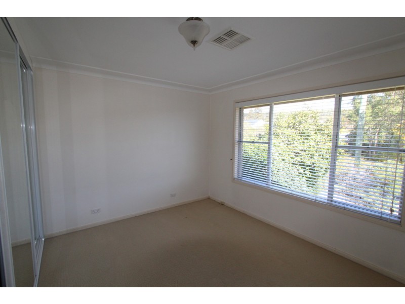 36 Glad Gunson Drive, Eleebana NSW 2282