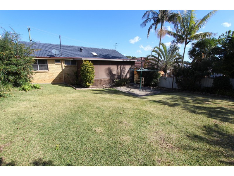 36 Glad Gunson Drive, Eleebana NSW 2282