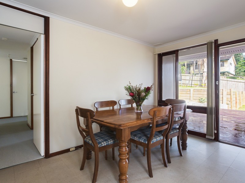 8 Korekoba Place, Bolton Point NSW 2283