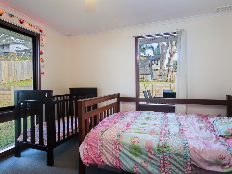 8 Korekoba Place, Bolton Point NSW 2283