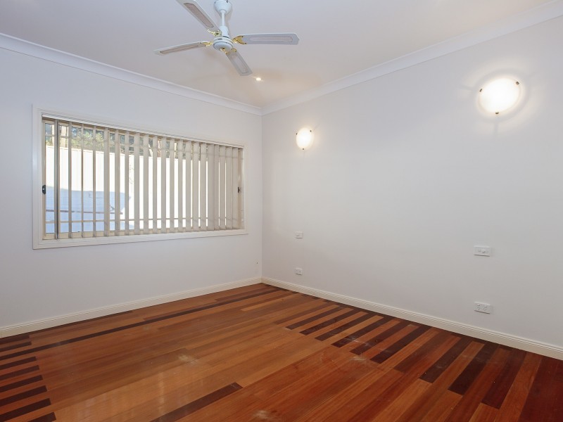 16a Eagle Close, Woodrising NSW 2284