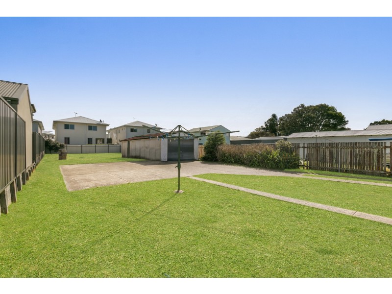 41 Jones Avenue, Warners Bay NSW 2282