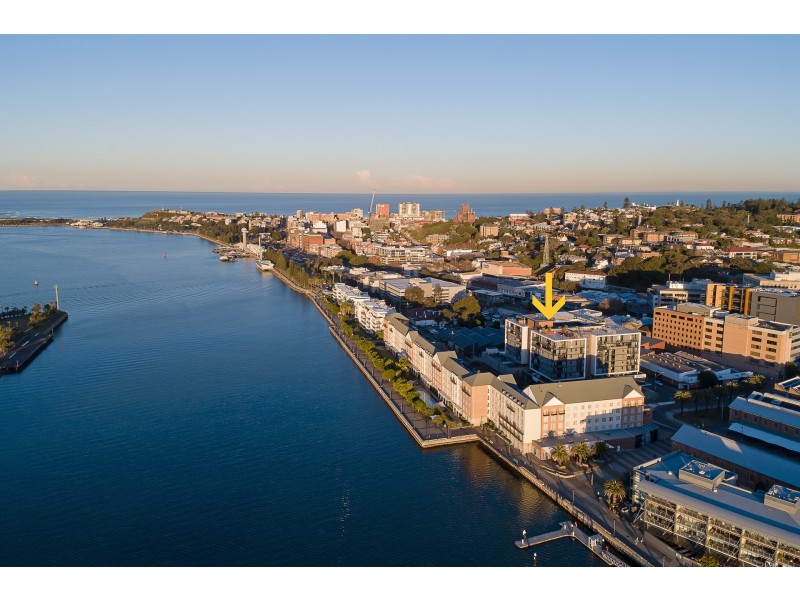 306/335 Wharf Road, Newcastle NSW 2300