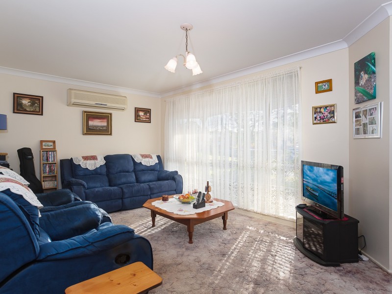 35 Earswick Crescent, Buttaba NSW 2283