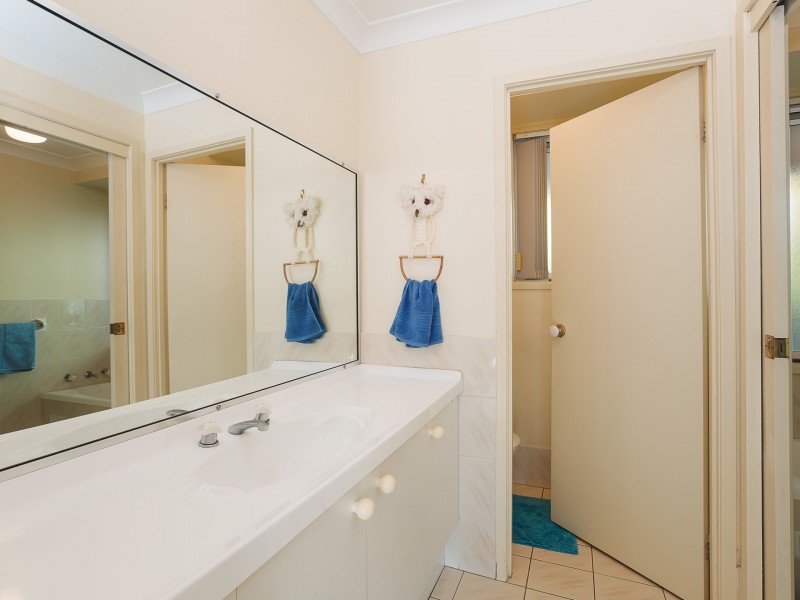 35 Earswick Crescent, Buttaba NSW 2283