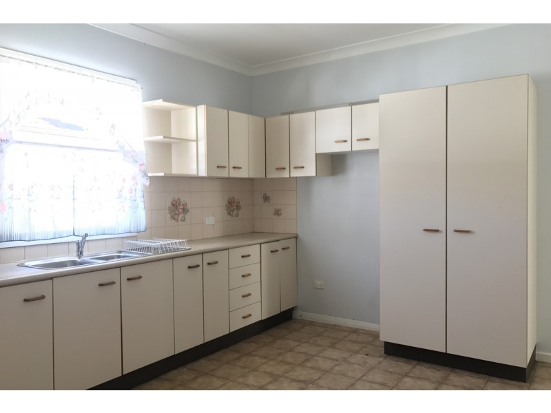 166 The Boulevard, Toronto NSW 2283