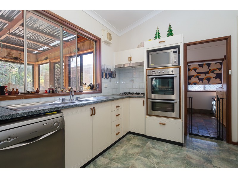 153 Macquarie Road, Macquarie Hills NSW 2285