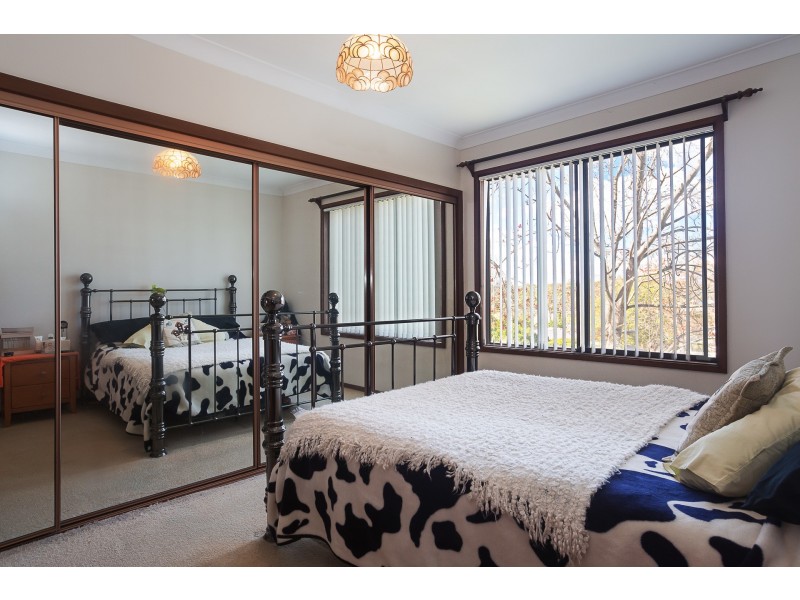 153 Macquarie Road, Macquarie Hills NSW 2285