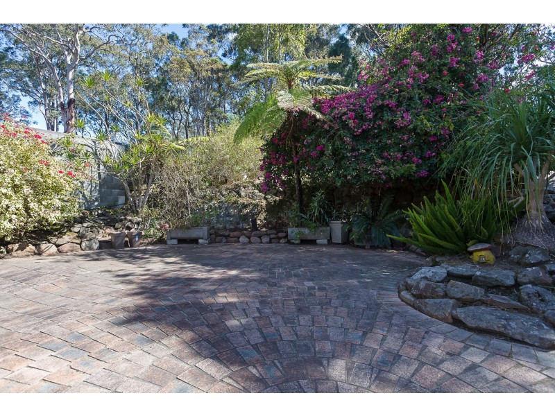 153 Macquarie Road, Macquarie Hills NSW 2285