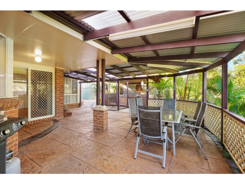 8 Mountbatten Place, Valentine NSW 2280