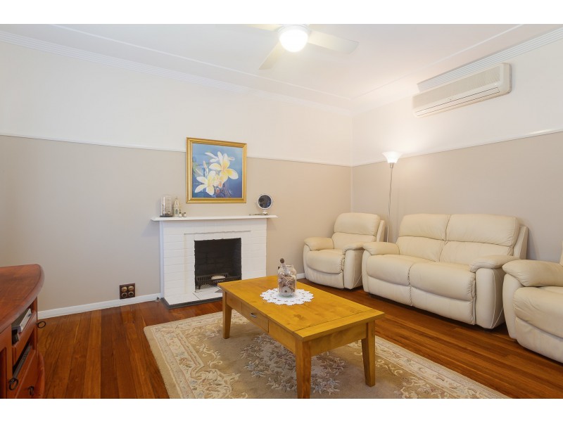 129 Main Road, Speers Point NSW 2284