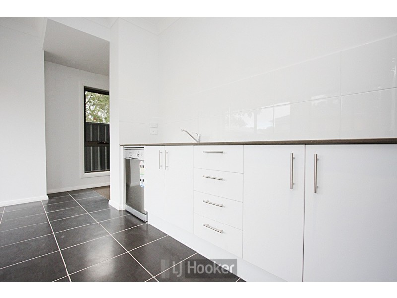 4/8 Bayview Street, Warners Bay NSW 2282