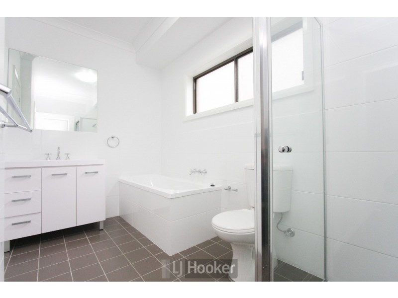 4/8 Bayview Street, Warners Bay NSW 2282