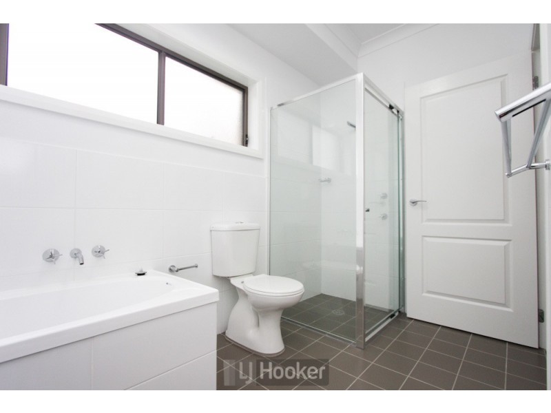 4/8 Bayview Street, Warners Bay NSW 2282