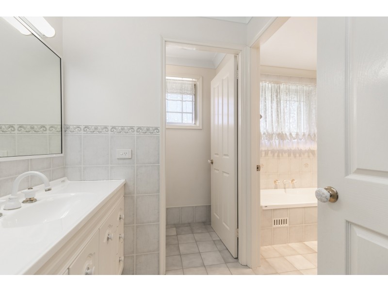 93 Burton Road, Eleebana NSW 2282