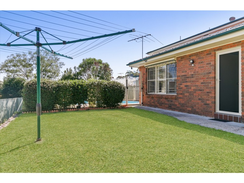 93 Burton Road, Eleebana NSW 2282