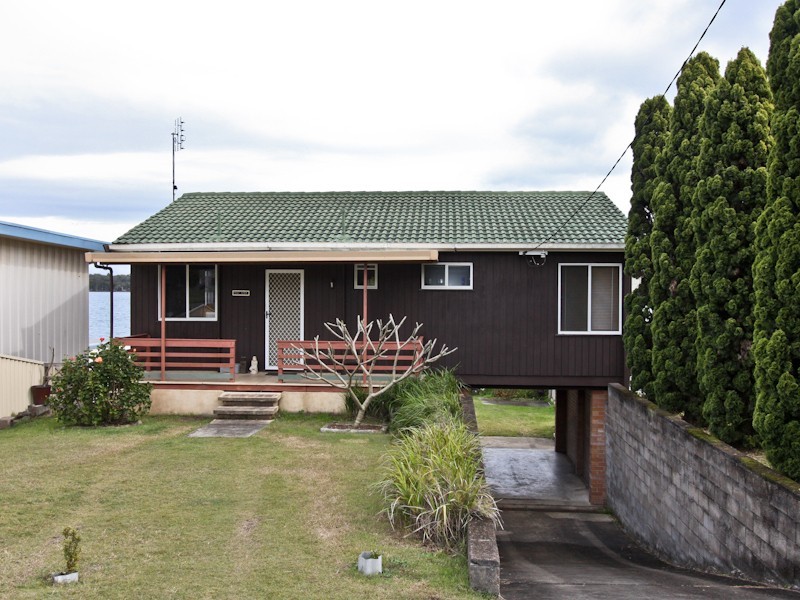106 Marine Parade, Nords Wharf NSW 2281