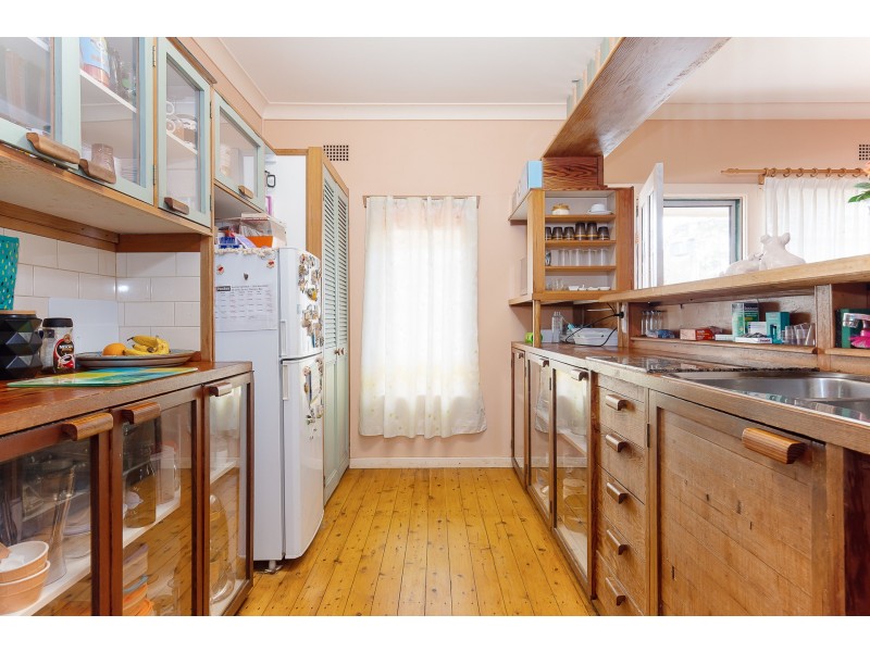 23 James Street, Warners Bay NSW 2282