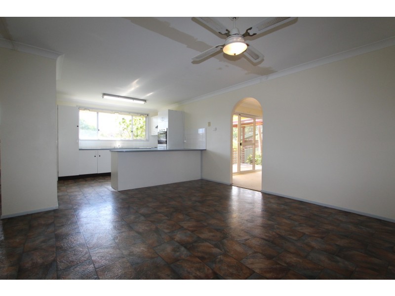 7 Suffolk Drive, Valentine NSW 2280